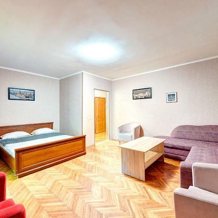 Apartments Near The Palace Of Sports Kiev Buitenkant foto