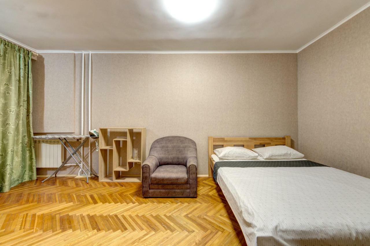 Apartments Near The Palace Of Sports Kiev Buitenkant foto
