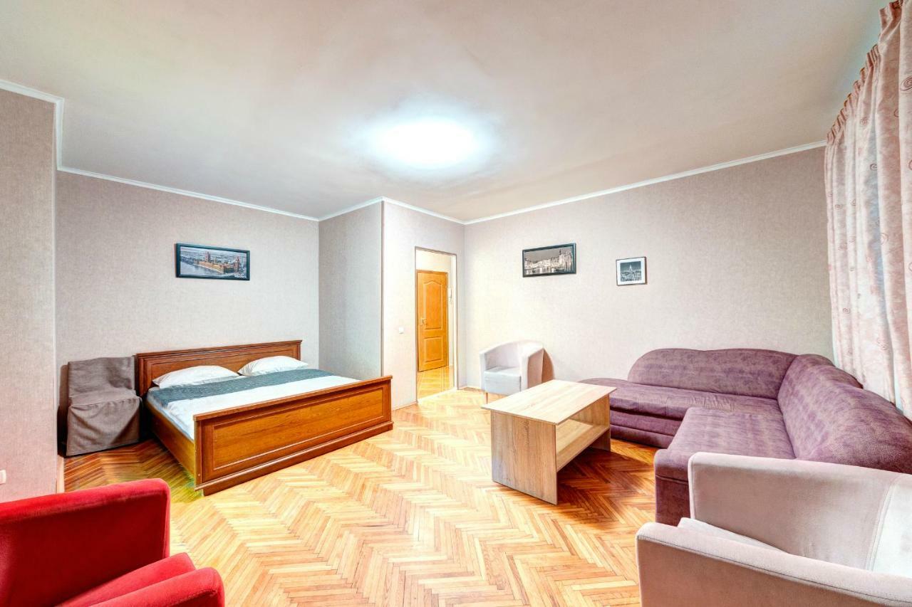 Apartments Near The Palace Of Sports Kiev Buitenkant foto