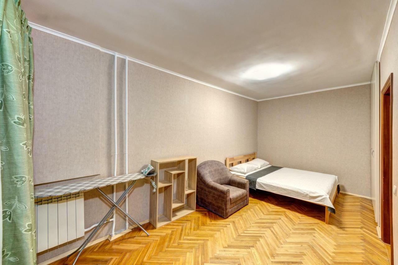 Apartments Near The Palace Of Sports Kiev Buitenkant foto